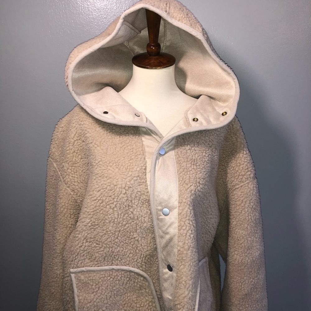 Hooded Teddy Jacket - Picture 3 of 8